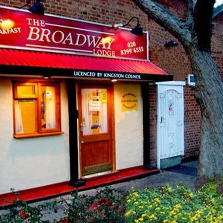 Broadway Lodge Bed And Breakfast Surbiton ภายนอก รูปภาพ